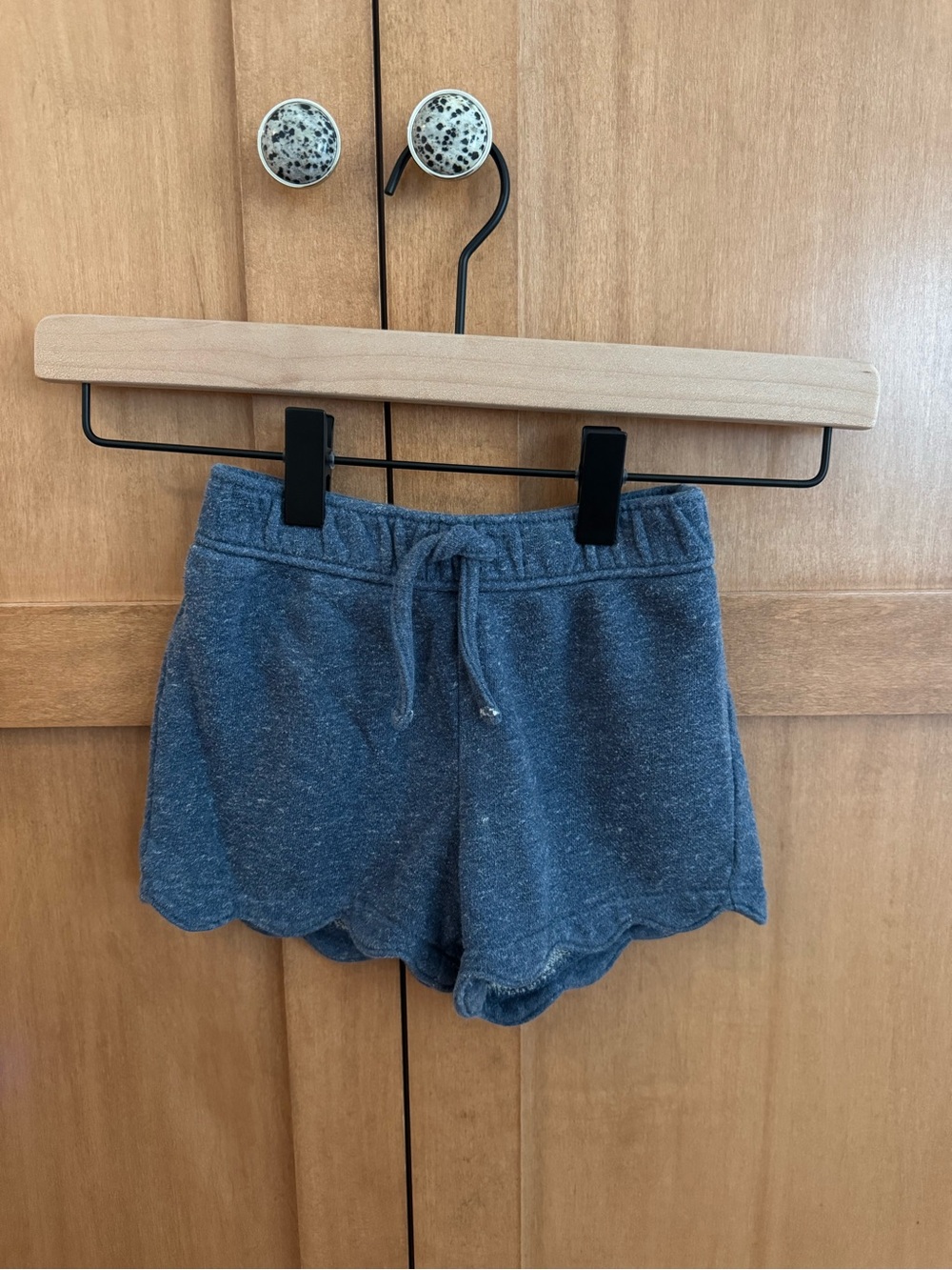 Baby Gap Girls’ Blue Scalloped Terry Shorts – Size 3T